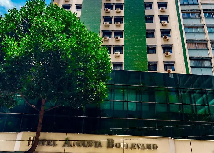 Hotel Augusta Boulevard