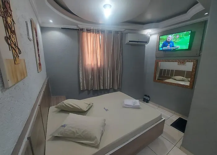Hotel Luar
