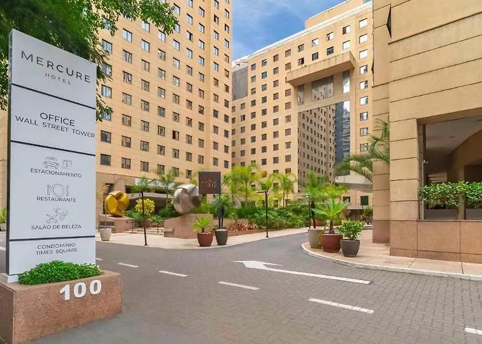 Times Square Moema - Jamaris 100 - Uh 506