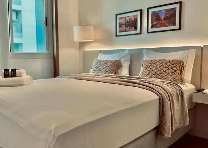 1912- Rentaqui Apartment 2 Bedrooms Stylo Gardens