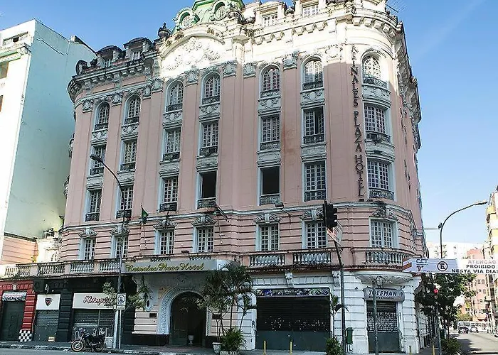 Reinales Plaza Hotel