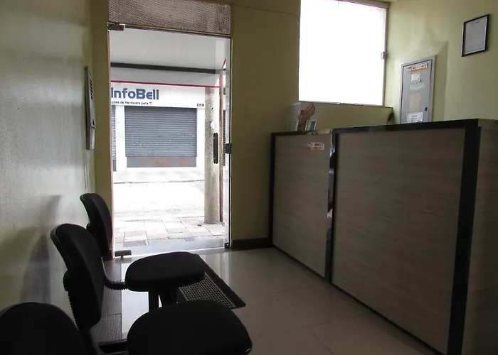 Hospedaria Meni Sob Nova Direcao Proximo Ao Bras E 25 De Marco