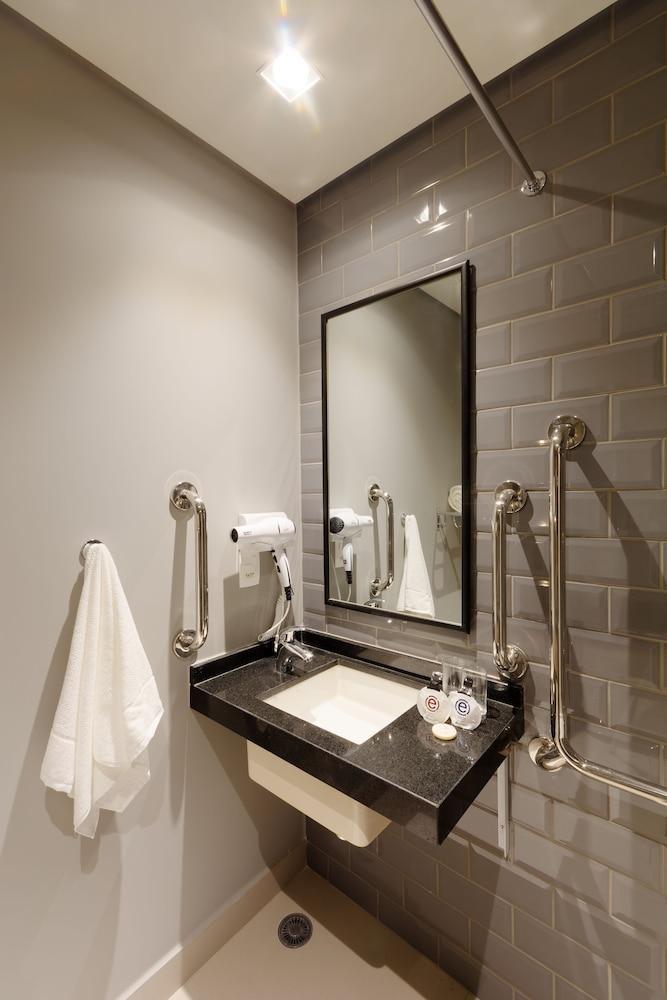 Golden Tower Express Berrini By Fenix 3*