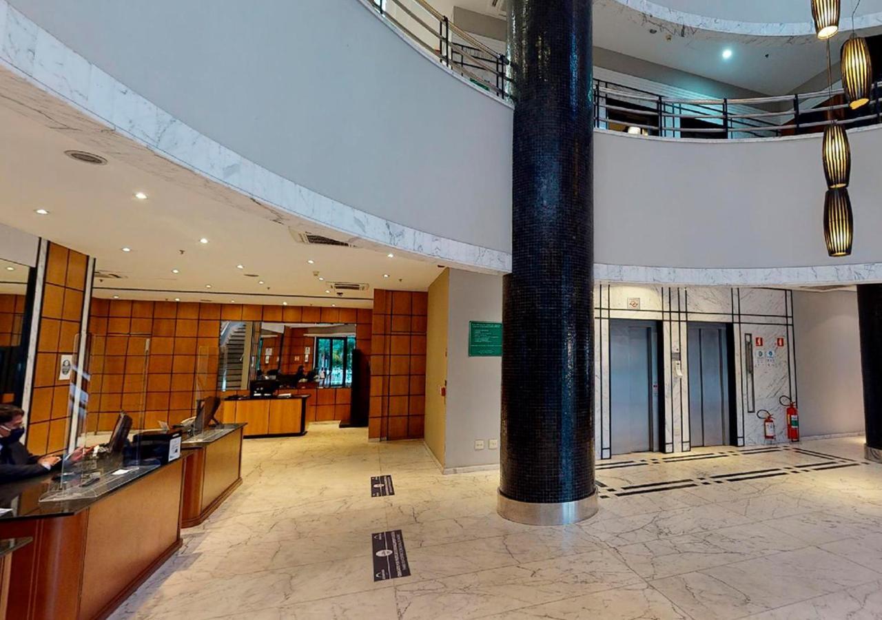 Estanplaza International Khách sạn 4*