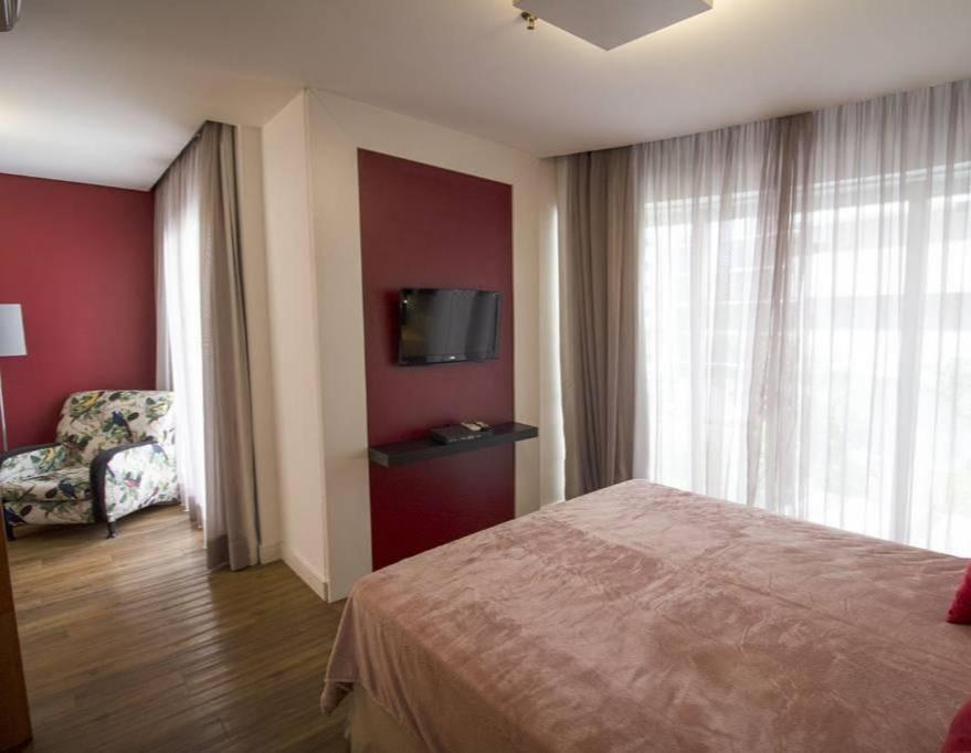 Flat Moderno Aconchegante Mobiliado E Com Sacada Ibirapuera *