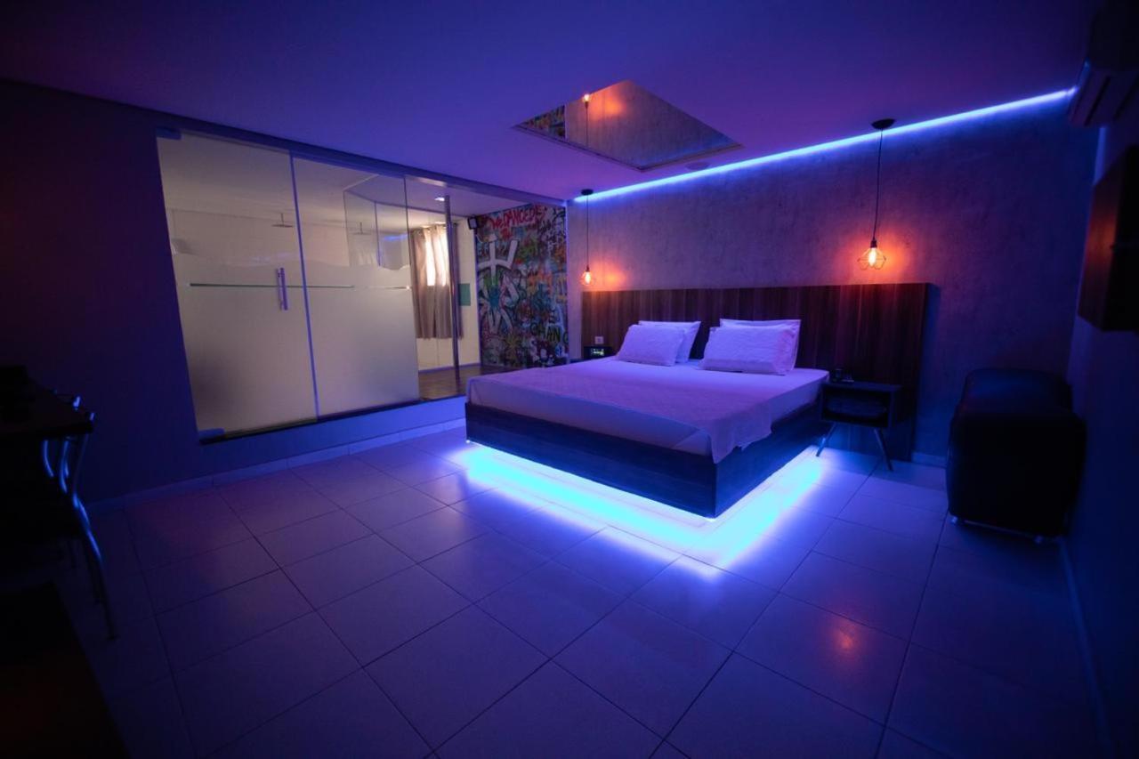 Spot Hotel cinta 3*