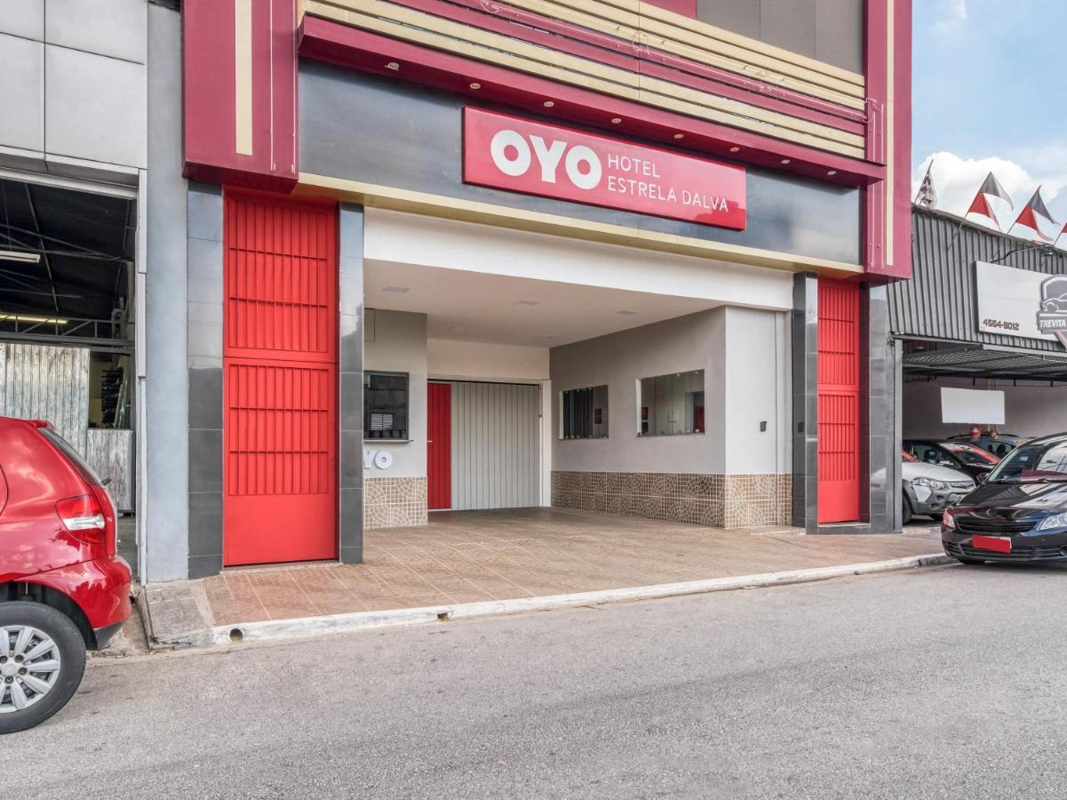 Oyo Estrela Dalva, Otel