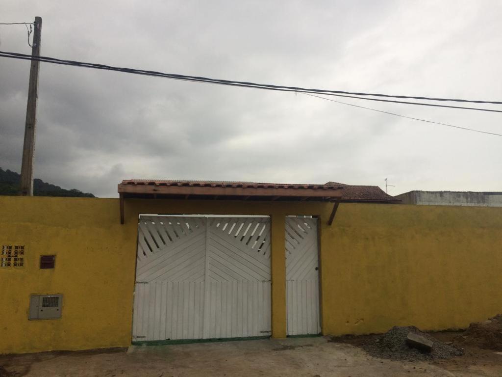 Otima Casa Com Piscina Em Praia Grande * Sao Paulo
