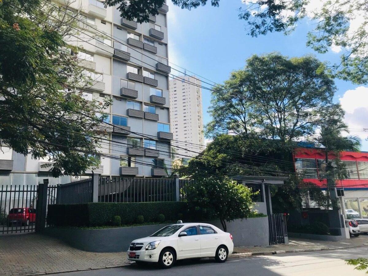 703 - Apto Inteiro Morumbi 703 *