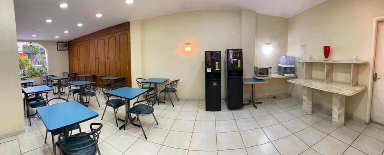 Hotel Artemis 2*