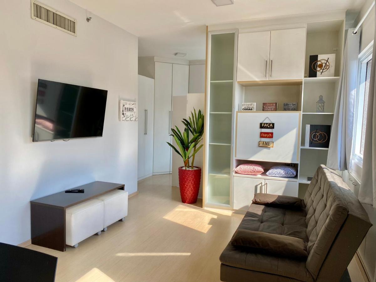 Apartamento Beneficencia Portuguesa, 50 Metros São Paulo