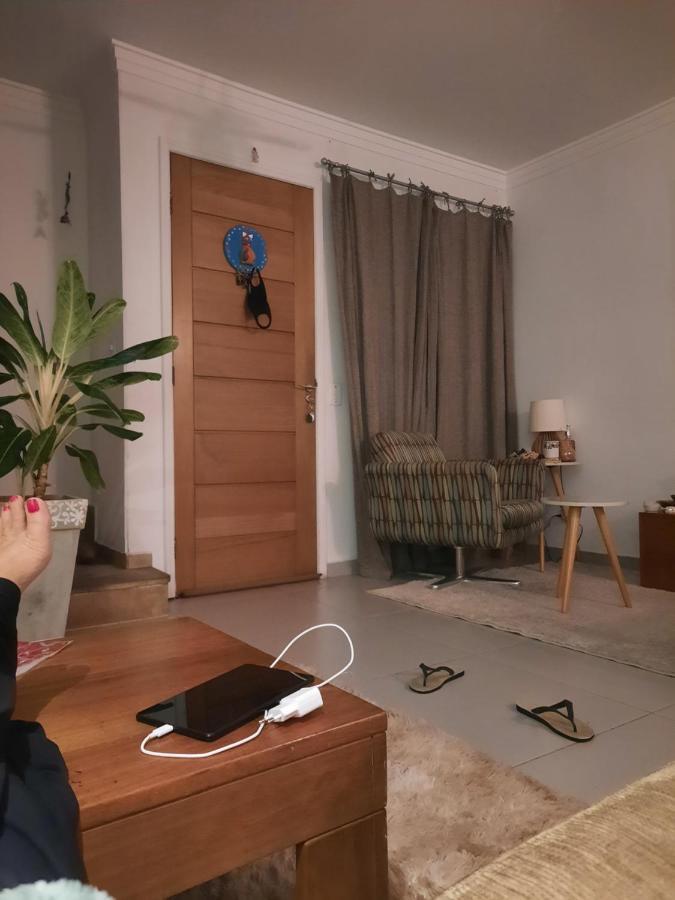 Charmosa Casa Em Condominio Com Quintal *