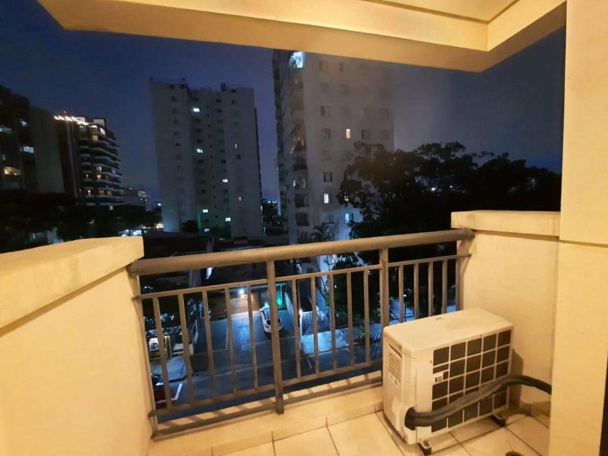 Flat Bairro De Moema Sao Paulo/ Proximo Ao Metro Apartment