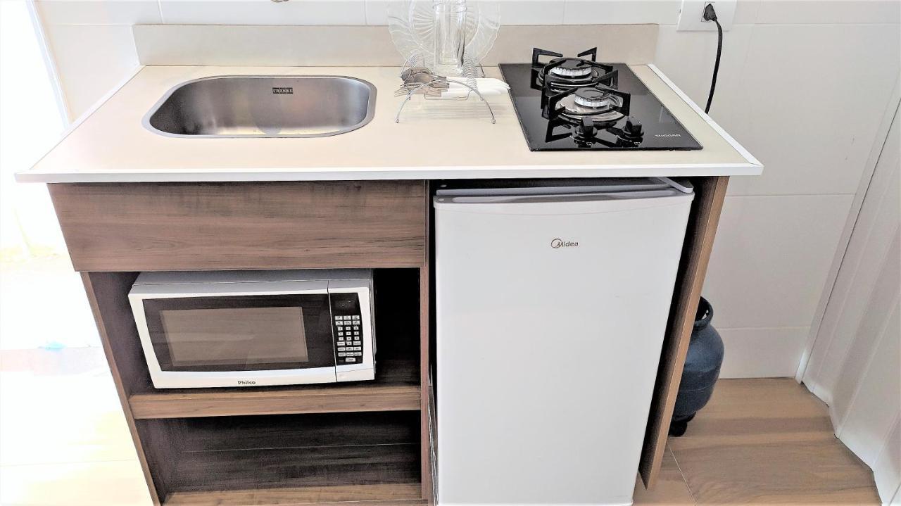 Apartment 10 *