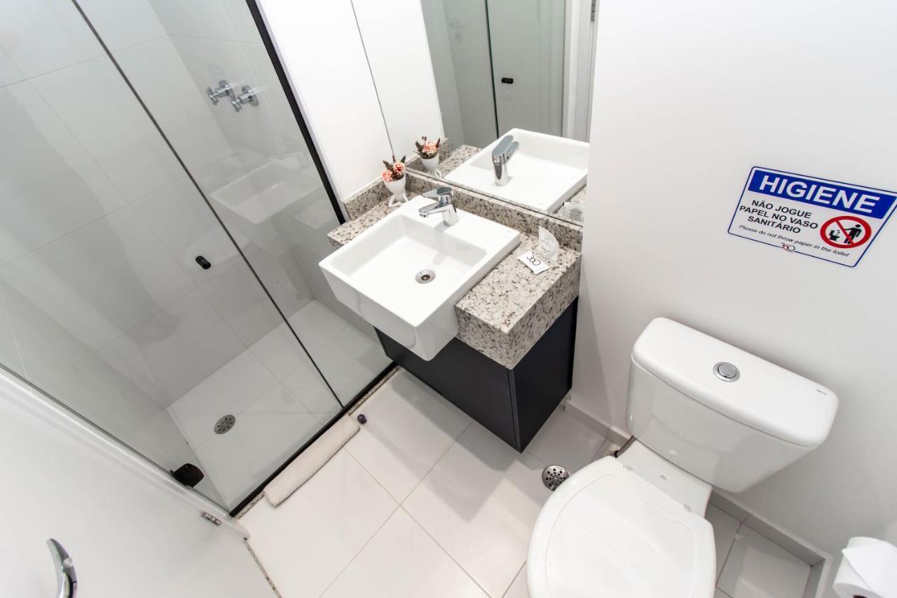 360 Brooklin Apartment *
