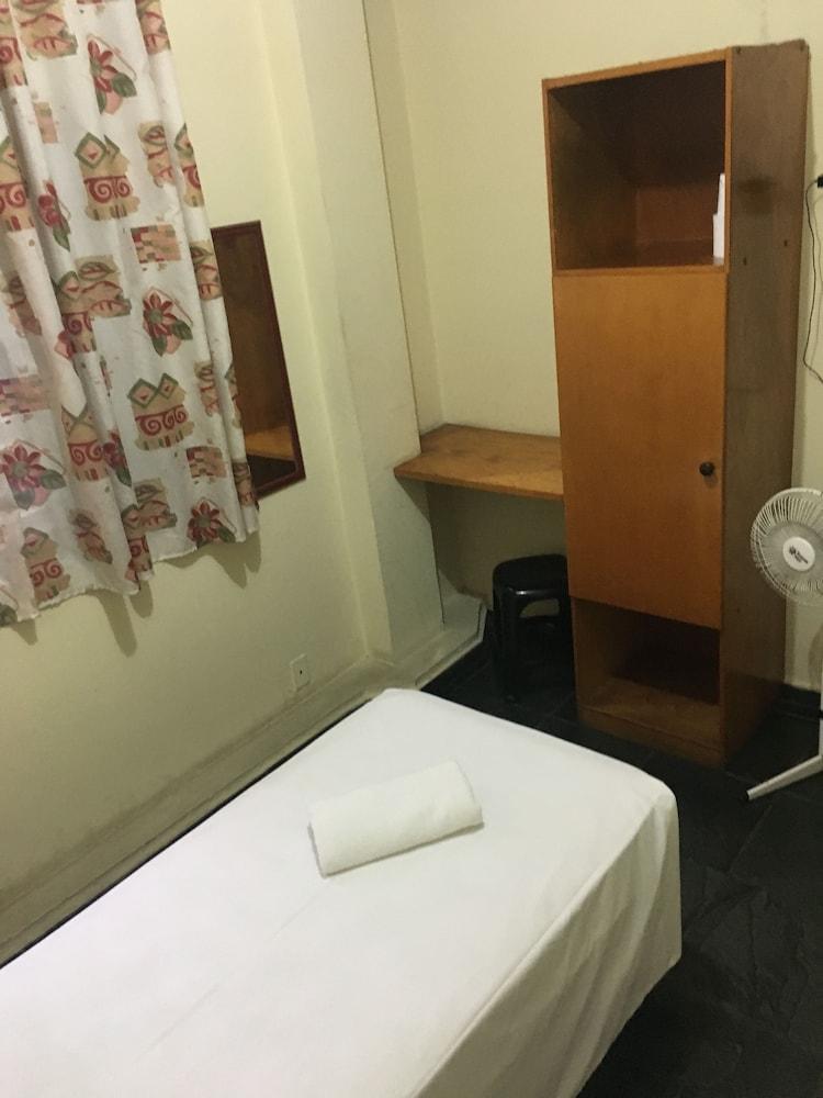 Uniclass Lapa Hotel