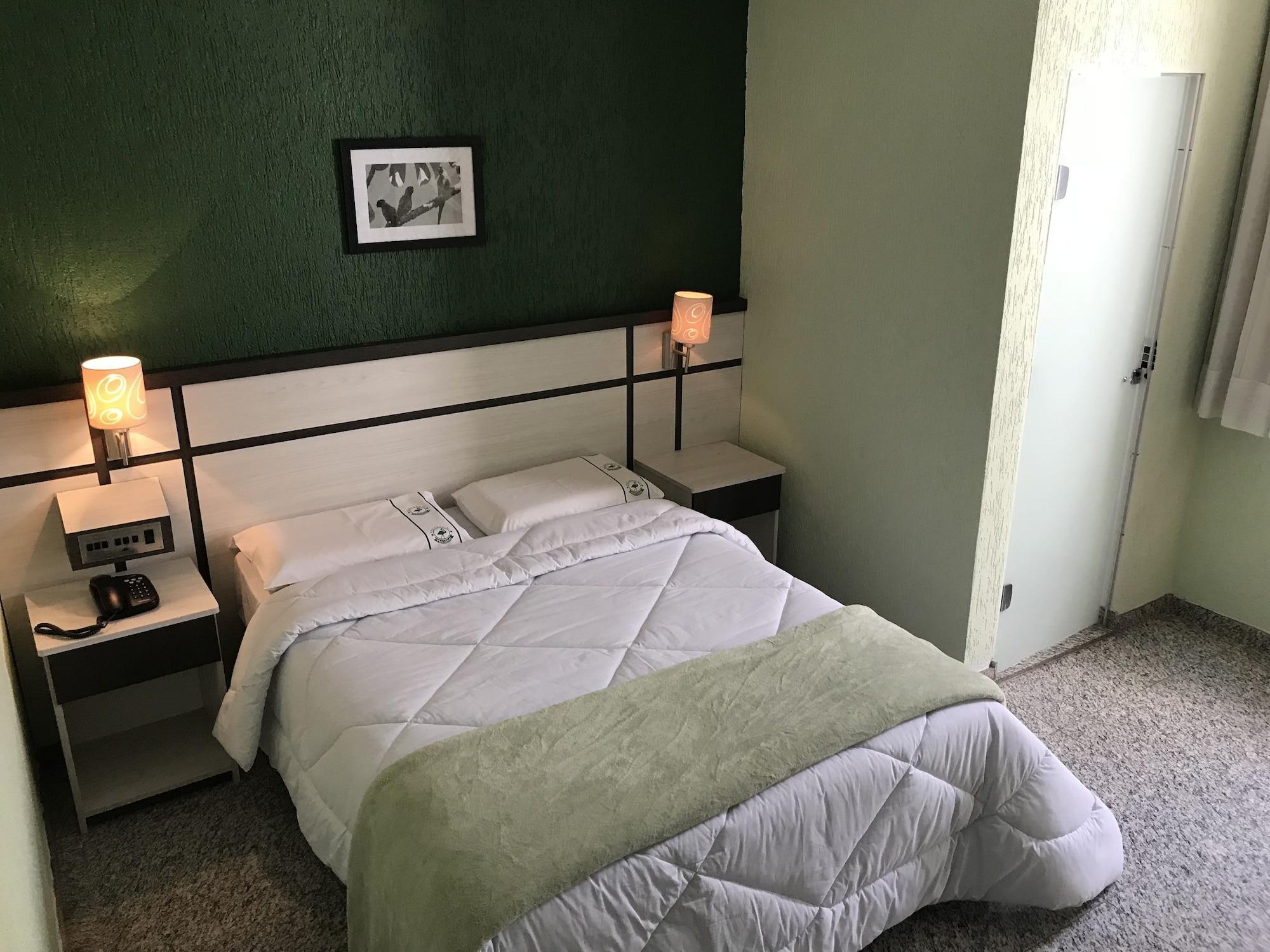 Residencial Pantanal Santa Cruz Otel 3*