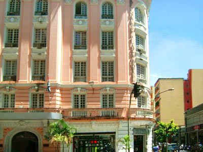Otel Reinales Plaza