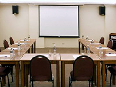 Moncloa Khách sạn