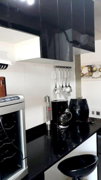 Ly's House In Apartment *