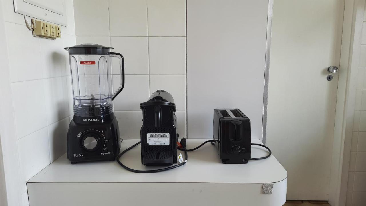 Andar-alto, 3 Quadras Da Av Paulista, Wi-fi & Garagem Apartment São Paulo