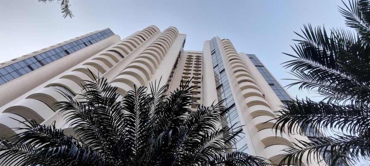 Street 1905 Apartemen *