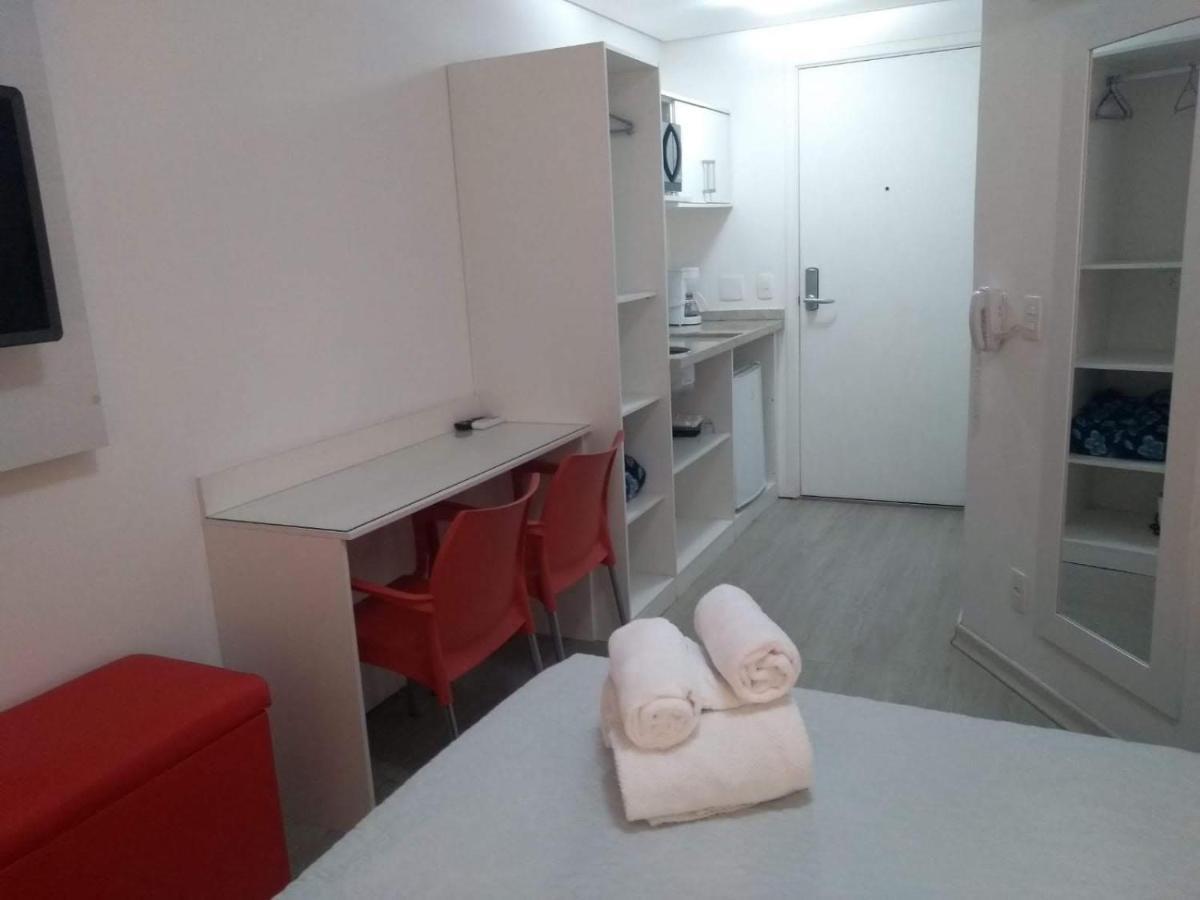 Aconchego, Proximo A Rua Da Consolacao, Aos Metros Republica E Anhangabau, Com Ar Condicionado, Piscina, Academia, Wifi E Varanda São Paulo