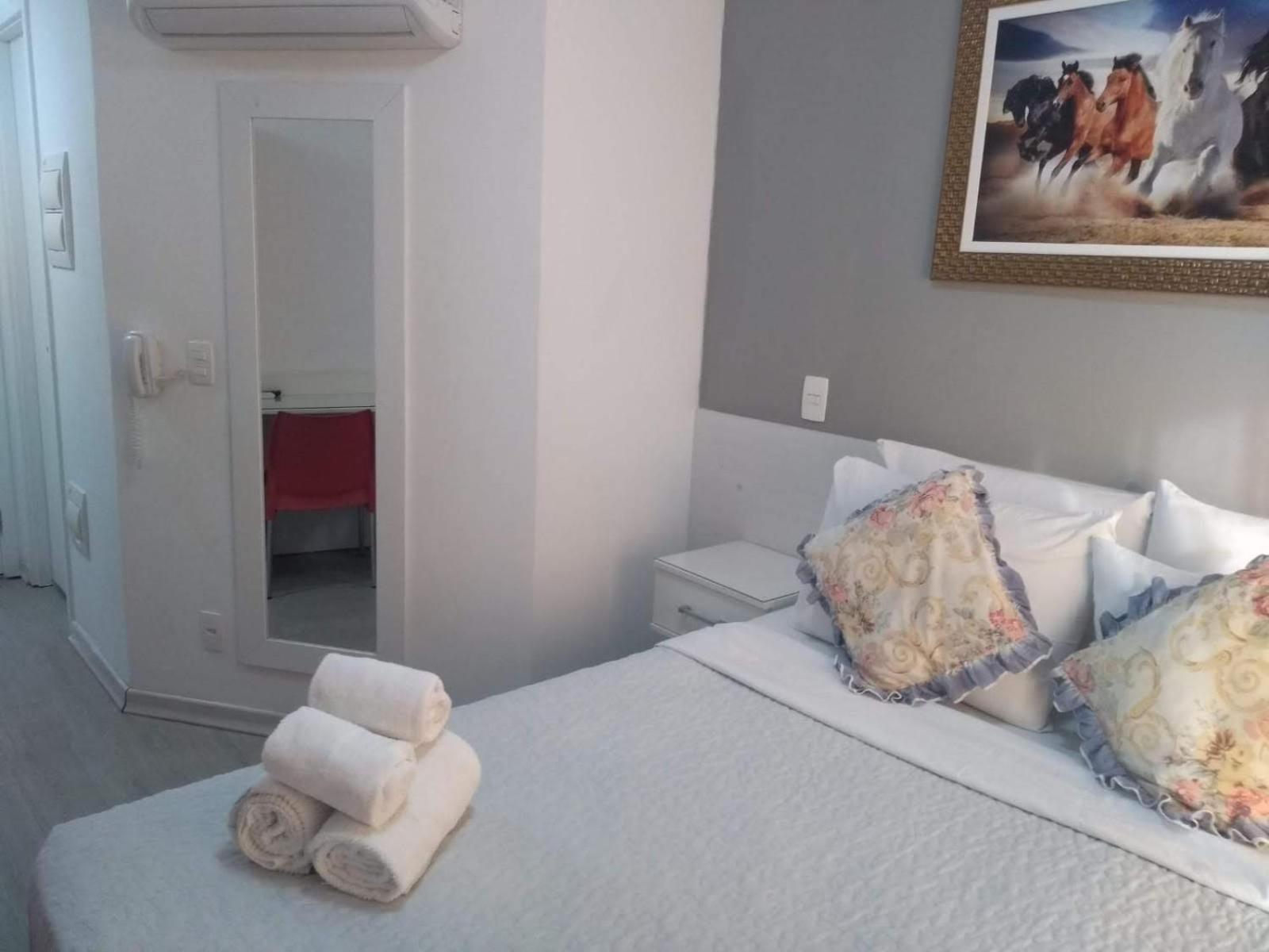 Apartment Aconchego, Proximo A Rua Da Consolacao, Aos Metros Republica E Anhangabau, Com Ar Condicionado, Piscina, Academia, Wifi E Varanda São Paulo