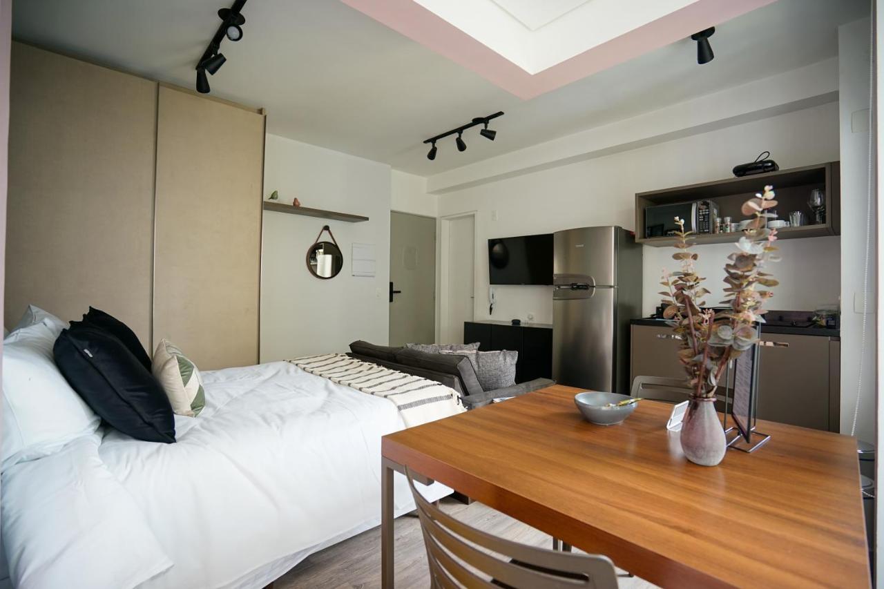 Studio Com Garagem, Academia E Piscina No Predio - Vila Olimpia Apartment Sao Paulo