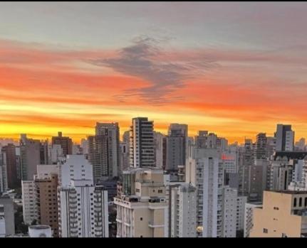 Apto Itaim Vila Olimpia Com Vaga Rua Atilio Innocenti Daire *