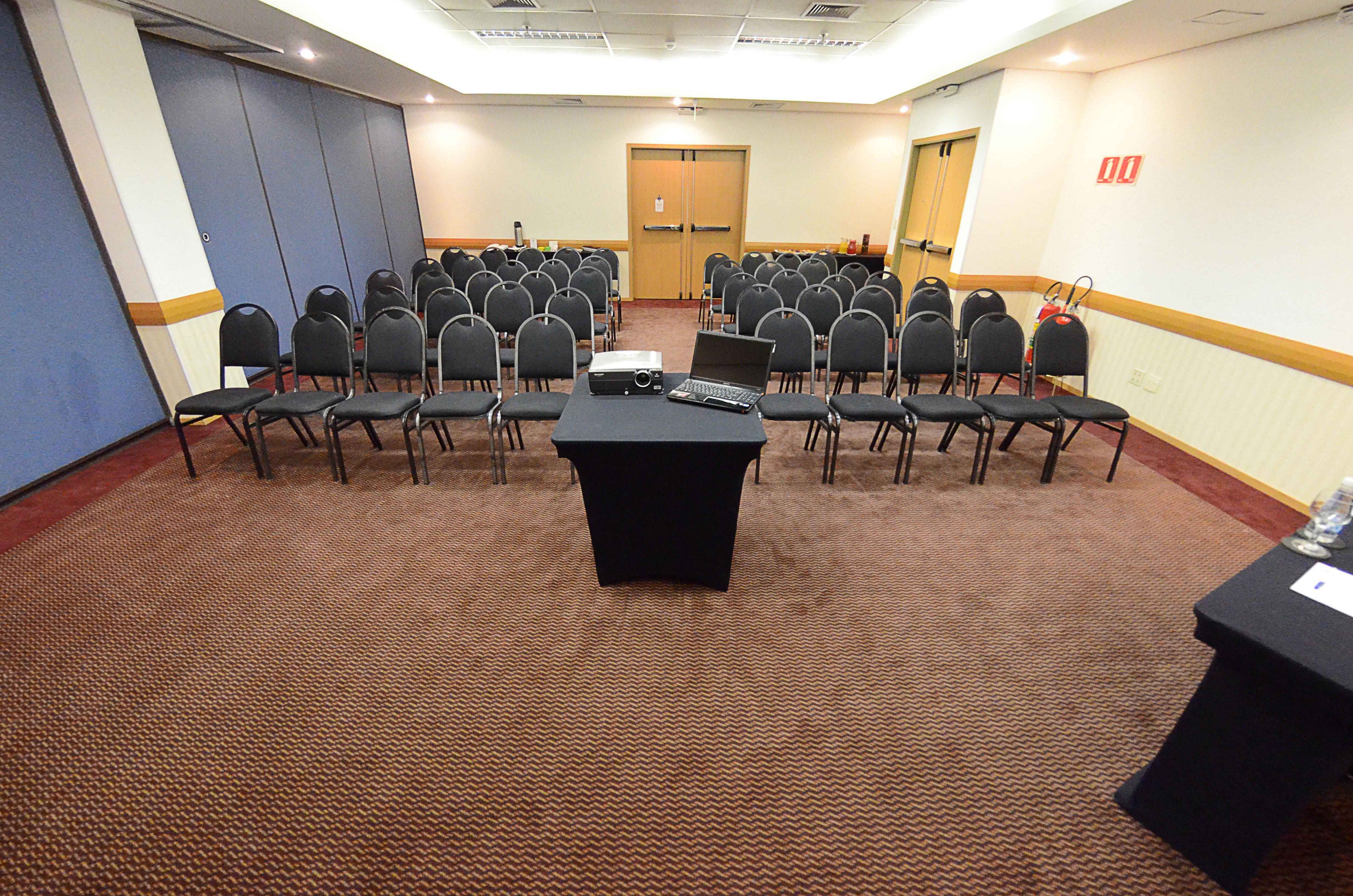 Hotel Holiday Parque Anhembi By Ihg