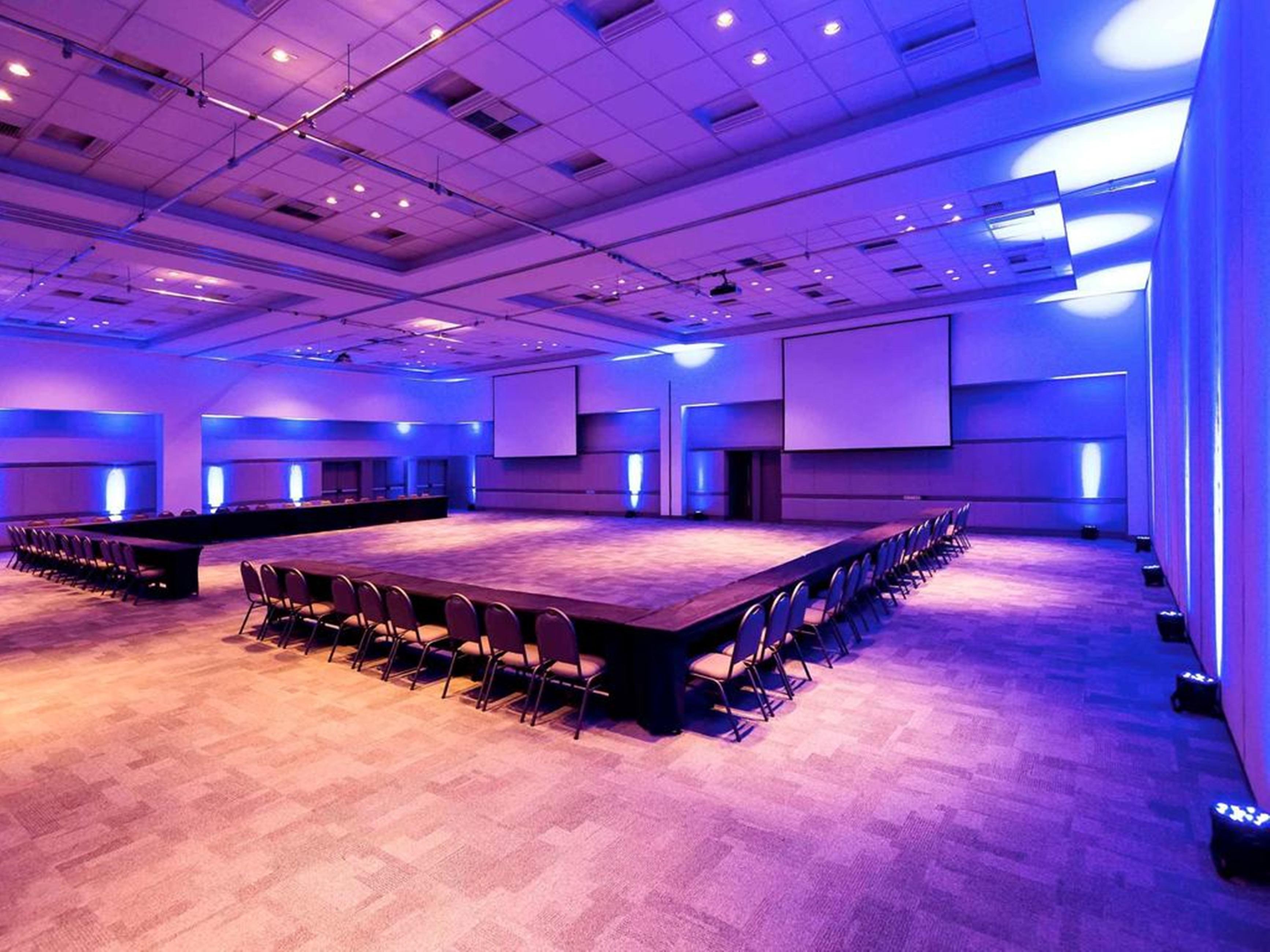Hotel Grand Mercure Vila Olimpia 5*