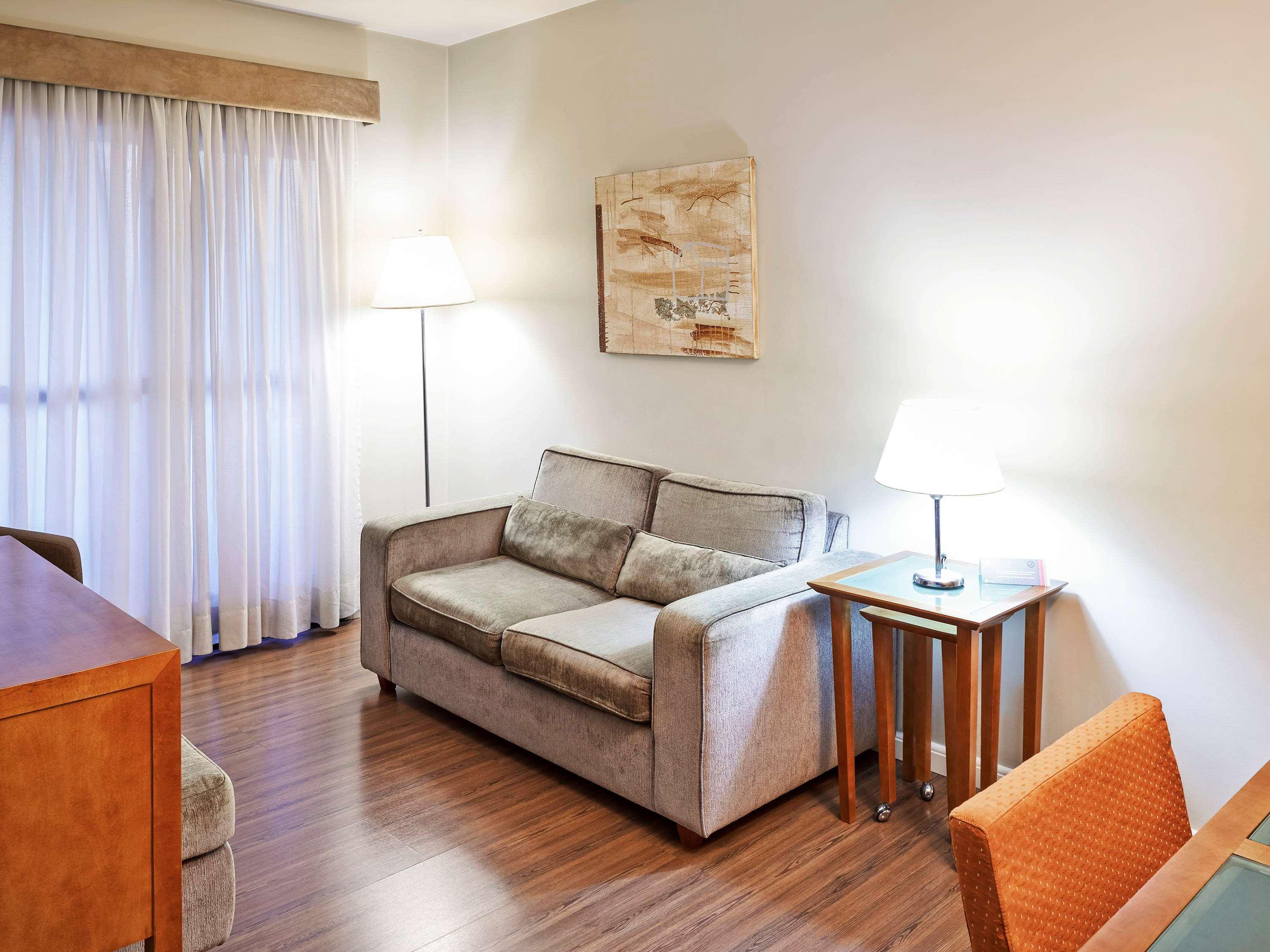 Mercure Berrini Khách sạn hẻo lánh 4*