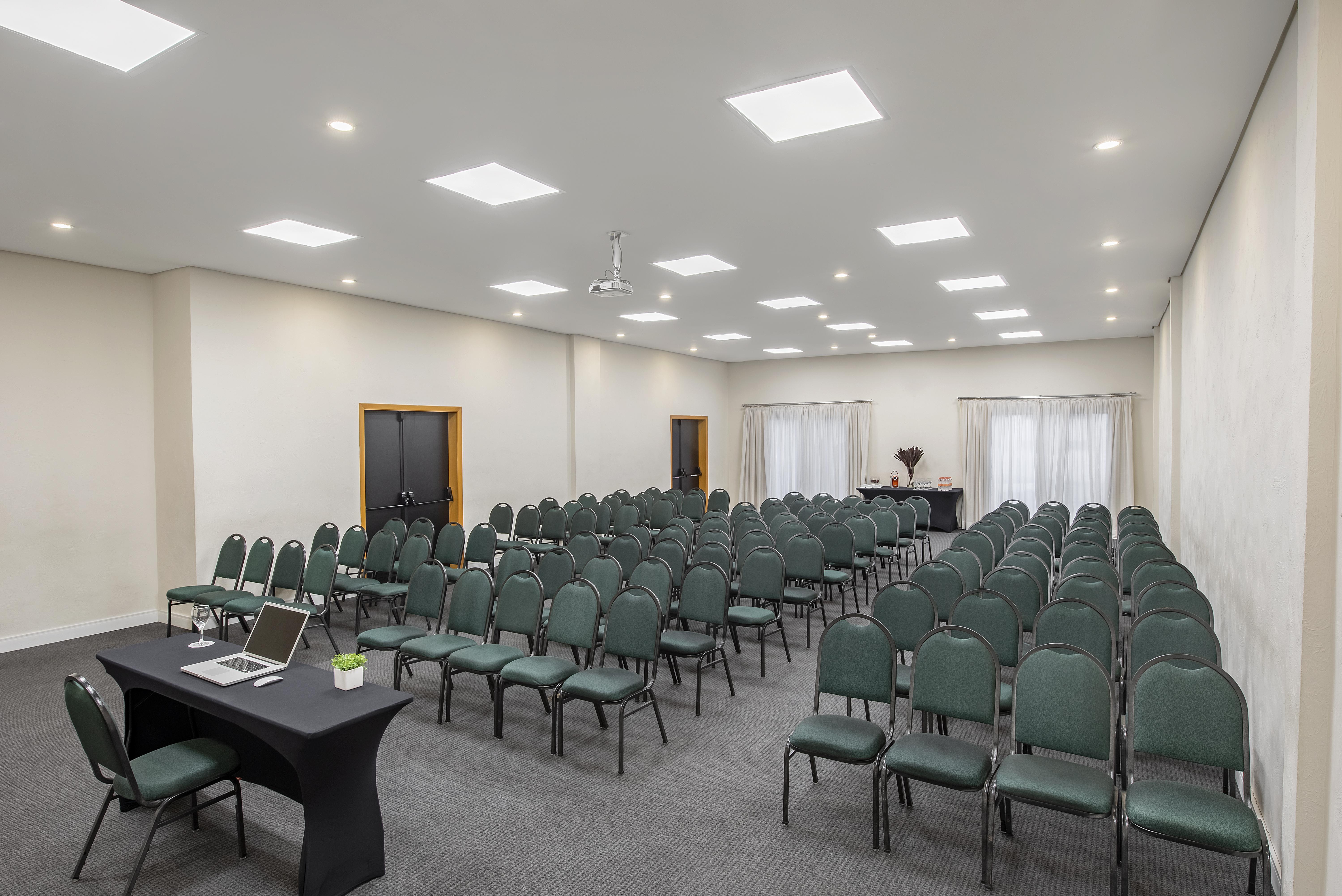 Hotel Intercity Nacoes Unidas