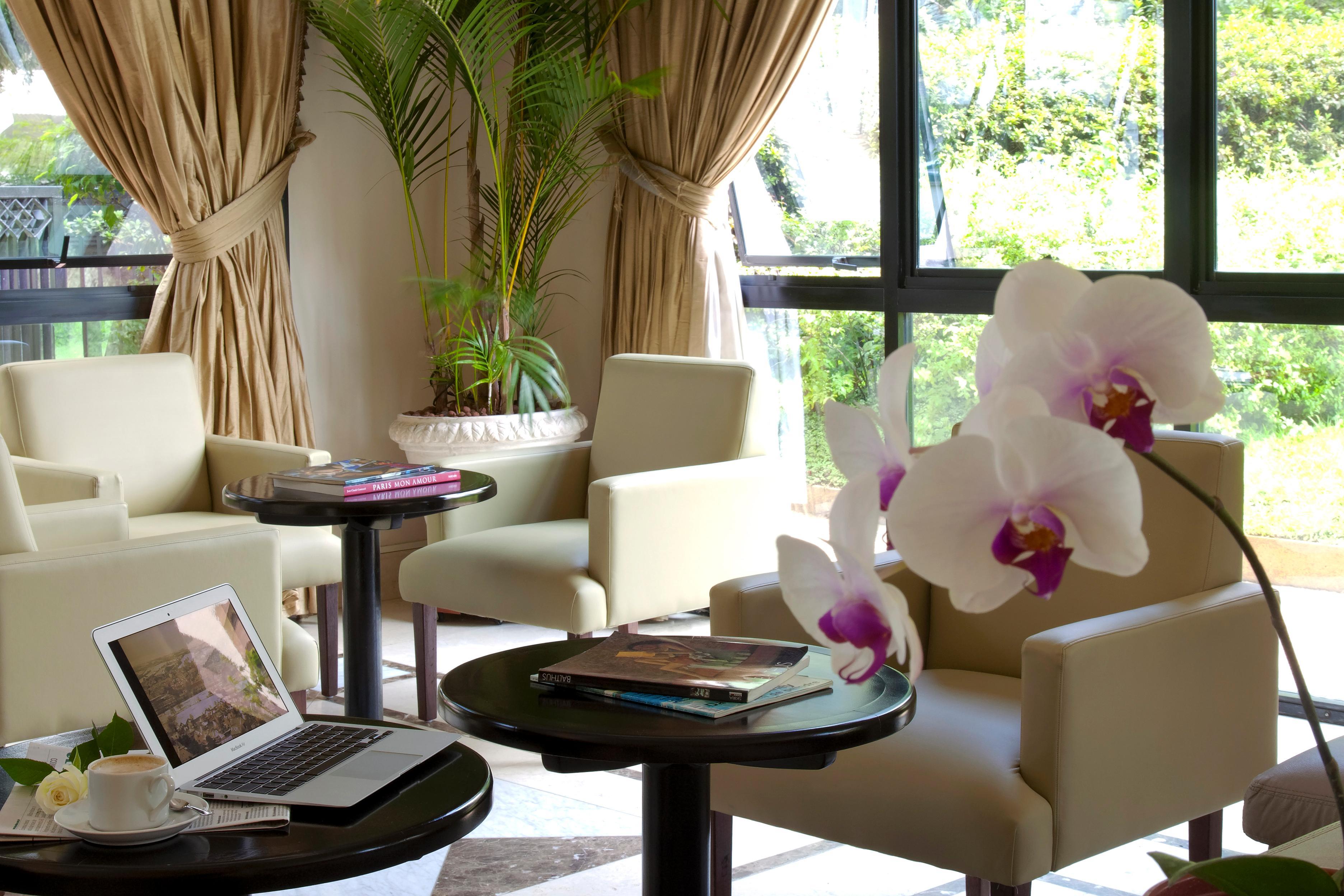 Intercity The Universe Paulista Otel