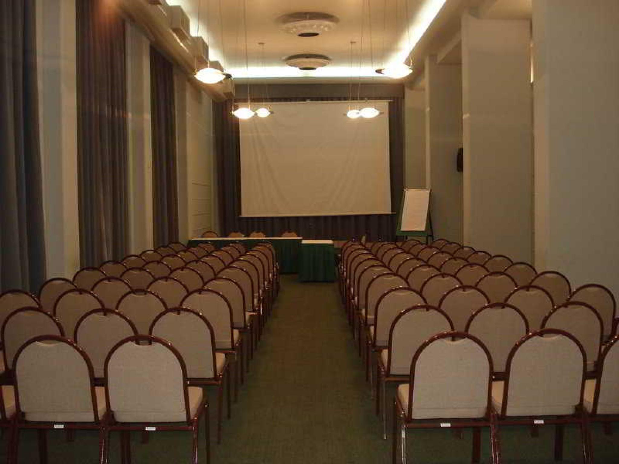 Delplaza Excelsior - By Monreale Hotel 4*
