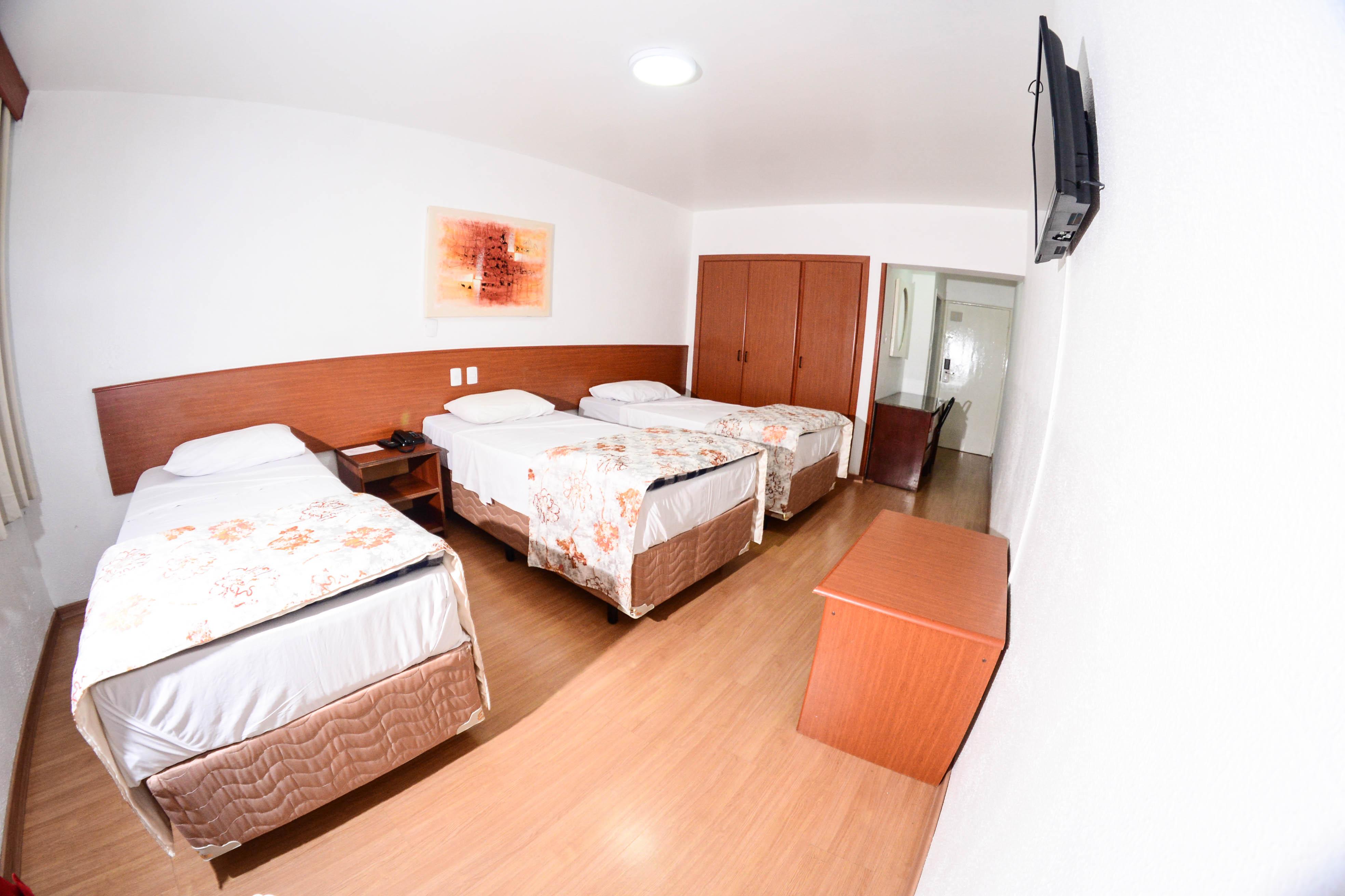 Nacional Express - A 700 Metros Da Rua 25 De Marco Hotel 3*