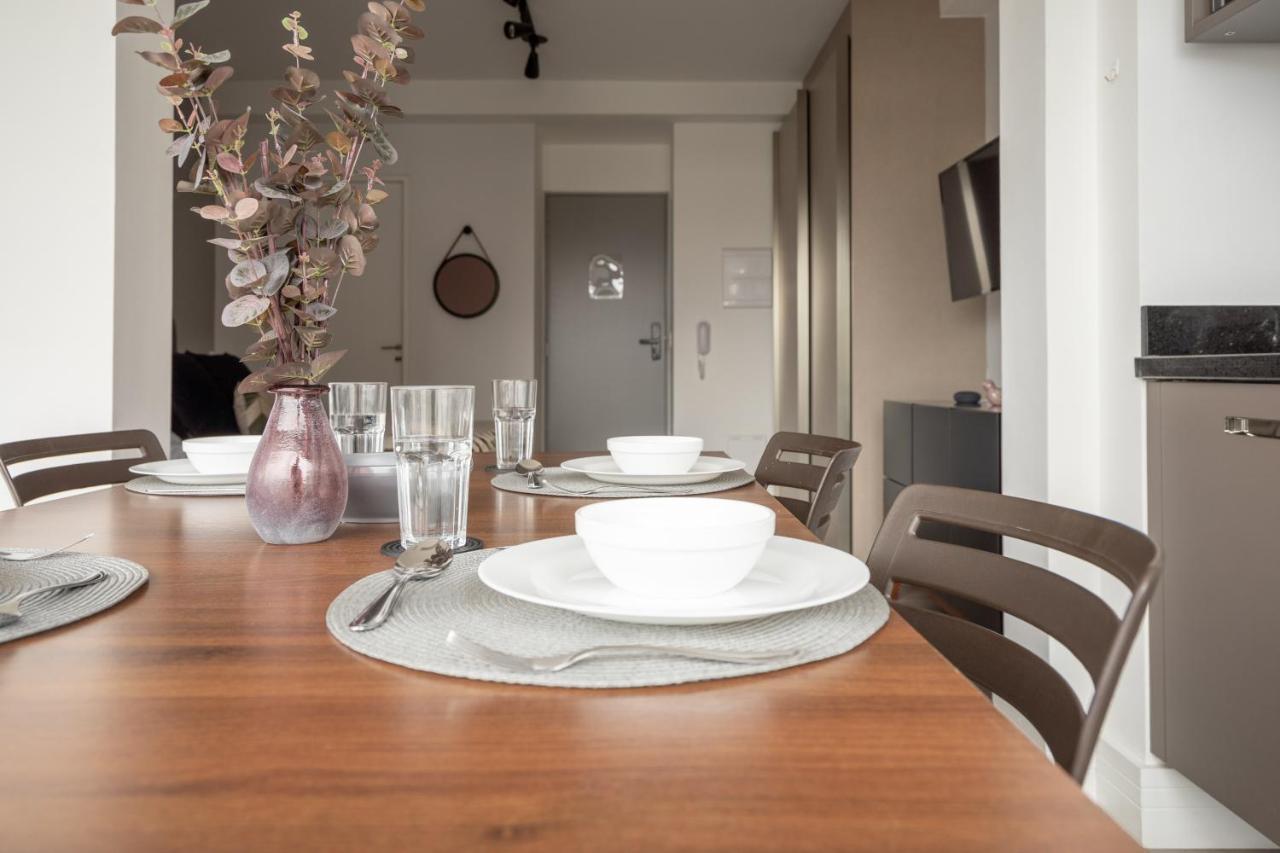Studio Com Garagem, Academia E Piscina No Predio - Vila Olimpia Apartment Sao Paulo