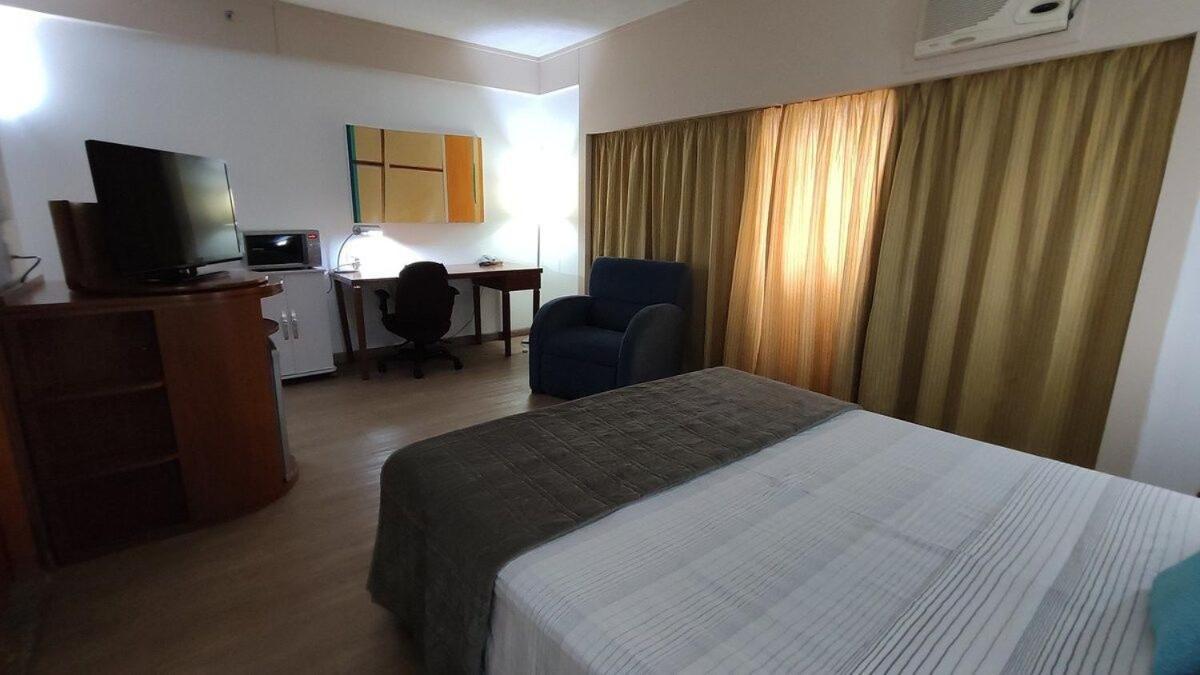 Flat Borges Lagoa Ibirapuera C/ Garagem Uh407 Khách sạn São Paulo