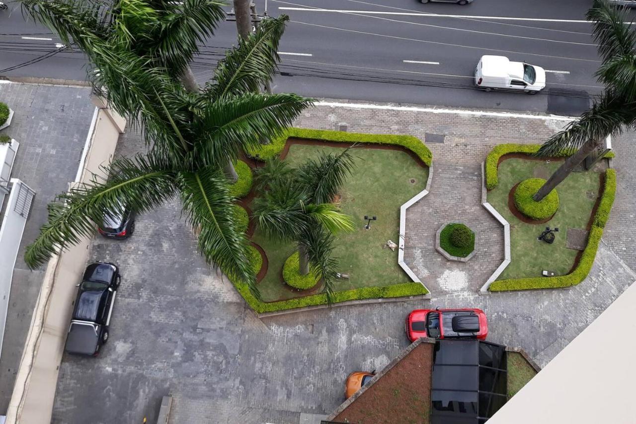 Aparthotel Flat Com Sacada - Regiao Ibirapuera Proximo Varios Hospitais E Unifesp São Paulo