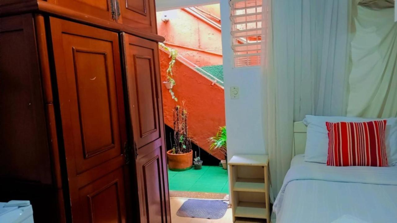 E Economica - Bairro Pinheiros, Proximo Hospital Clinicas E Incor, Oscar Freire, Av Paulista, Allianz, Madalena E Facil Acesso Ao Ibirapuera E Morumbi Hostel Sao Paulo