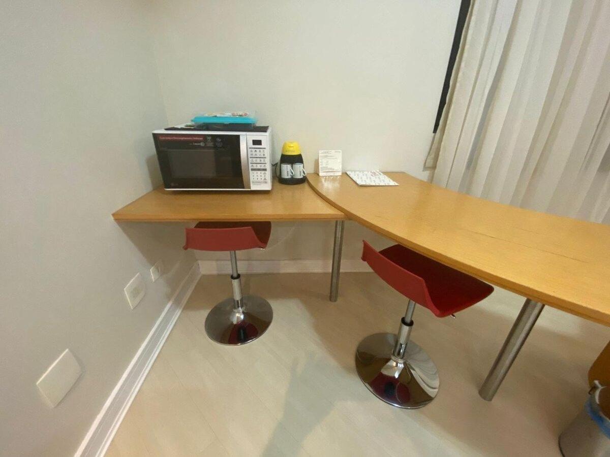 Flat Bienal Ibirapuera Uh607 *