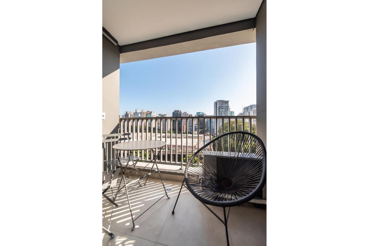 Apartment Vo5 Charmoso Com Vaga, Ao Lado Do Metro. *