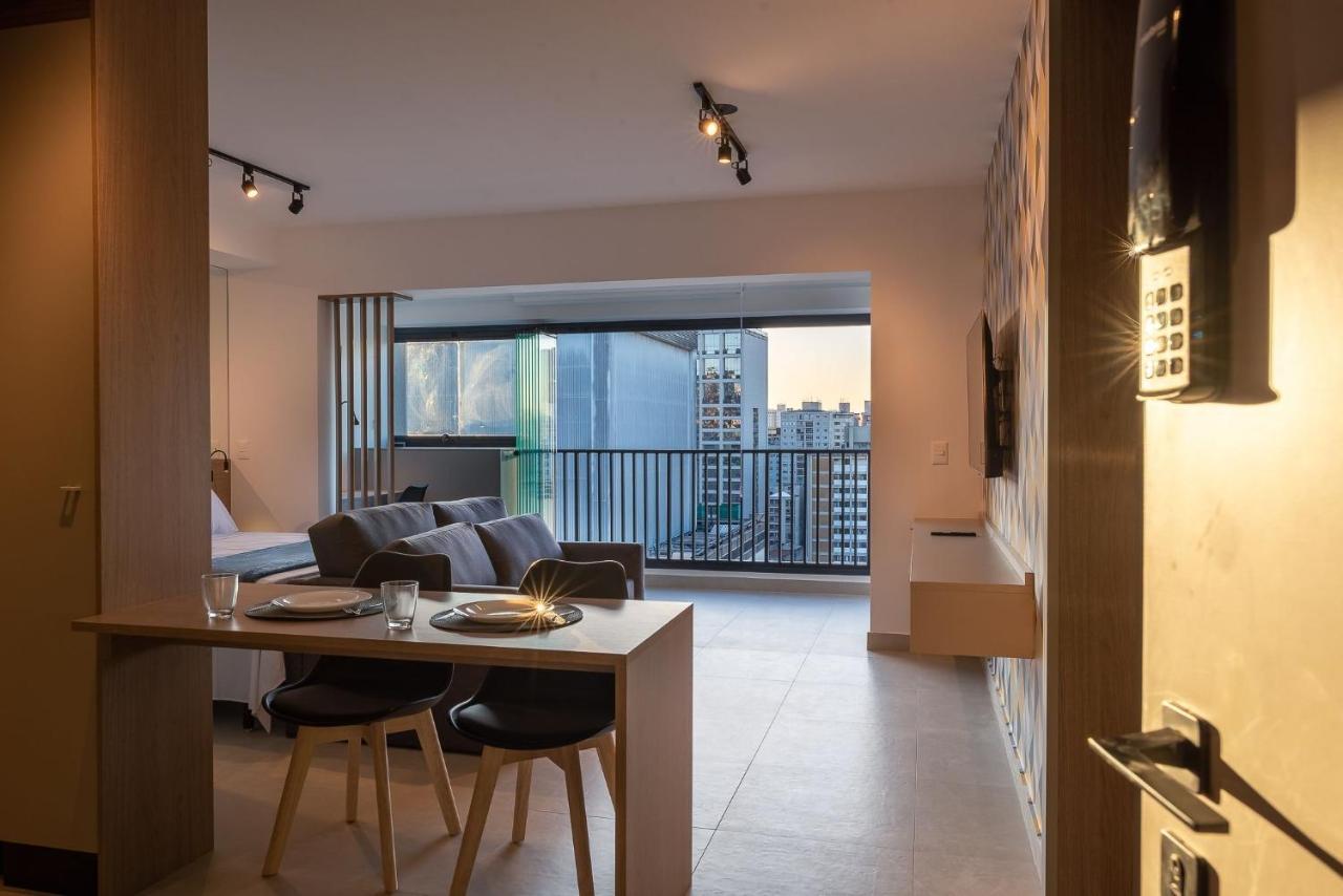 Studio 23º Andar Com Piscina Aquecida E A/c Apartment Sao Paulo