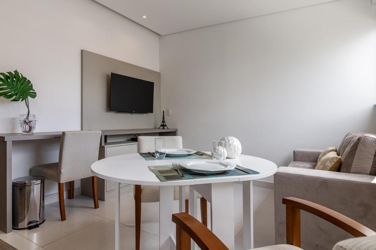 Akile Ferreira Lobo Itaim - Vncel Apartamento São Paulo