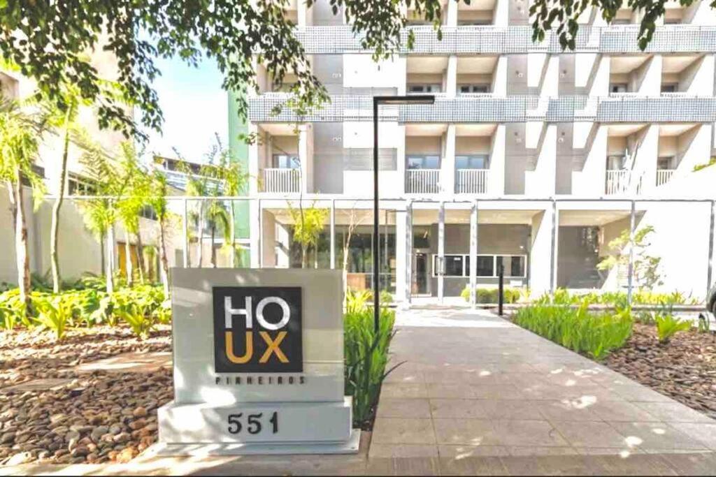 1002 - Rentaqui Lux Pinheiros Sao Paulo