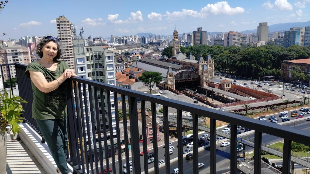 Lindo; No Centro Em Frente Ao Metro! *