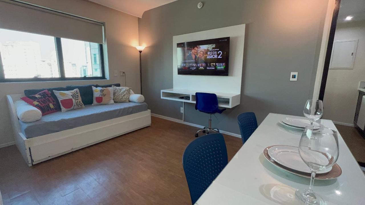 Hotel Flat Av. Ibirapuera 2534 C/ Estacionamento Uh1301 *