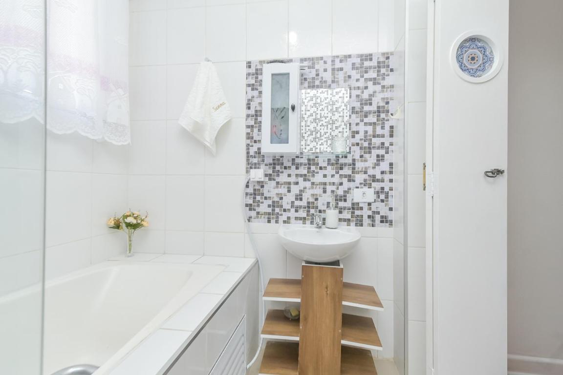 Em Otima Localizacao Apartment *