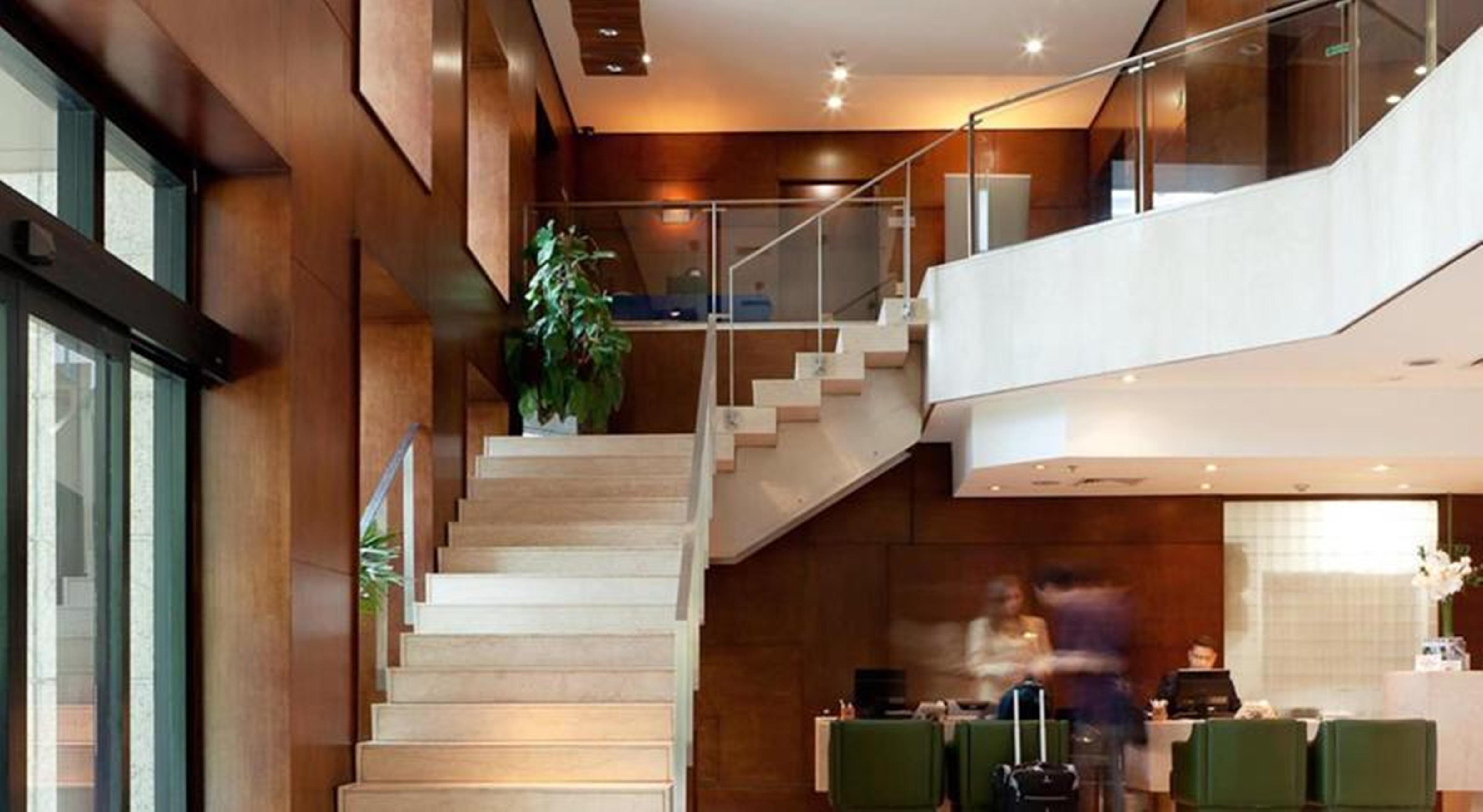 Estanplaza Berrini Hotel 4*